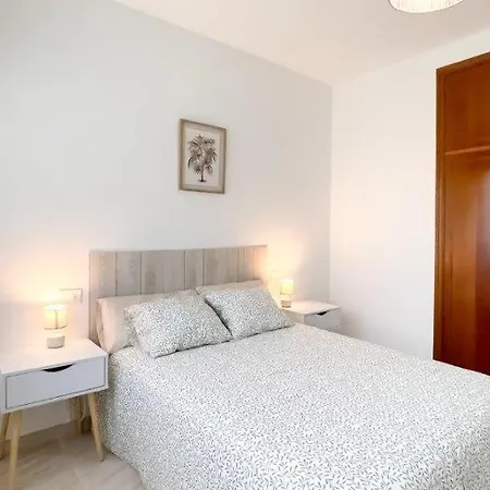 Appartamento Playa De Perbes - Casa Con Precioso Jardin *