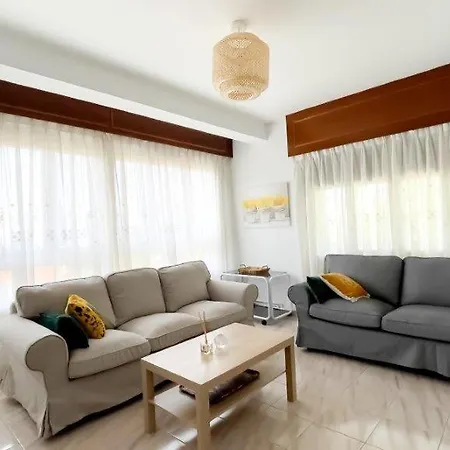 Playa De Perbes - Casa Con Precioso Jardin Appartamento Boebre